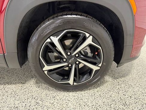 Used 2023 Chevrolet TrailBlazer RS w/ Convenience Package FWD image 28