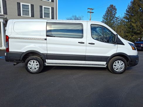Used 2024 Ford Transit 250 Low Roof w/ Exterior Upgrade Package image 7