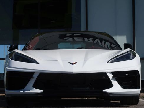 Used 2021 Chevrolet Corvette Stingray Premium Cpe w/ Battery Protection Package RWD image 4
