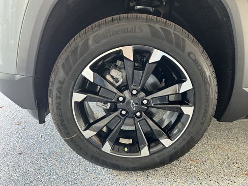 New 2026 Chevrolet Equinox RS FWD image 33