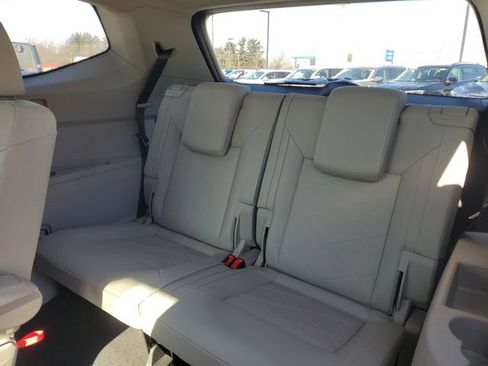 New 2026 Volkswagen Atlas SE image 30