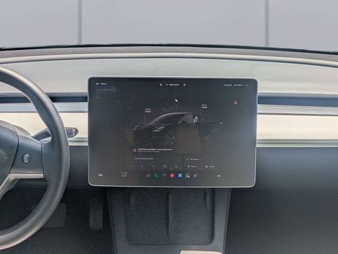 Used 2022 Tesla Model 3 RWD image 17