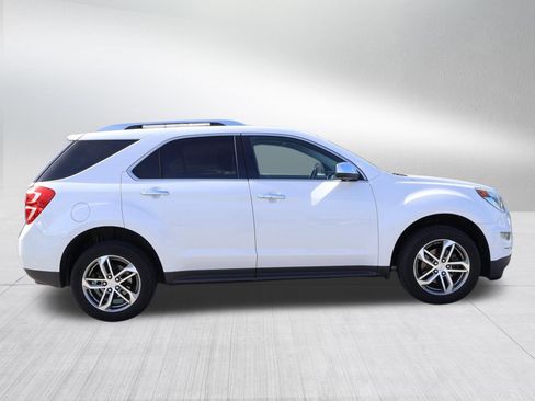 Used 2017 Chevrolet Equinox Premier w/ Enhanced Convenience Package FWD image 8