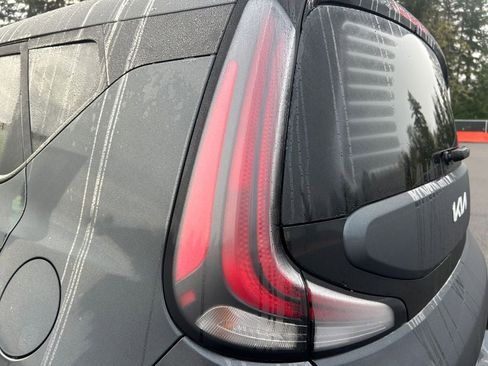 Used 2025 Kia Soul LX image 35