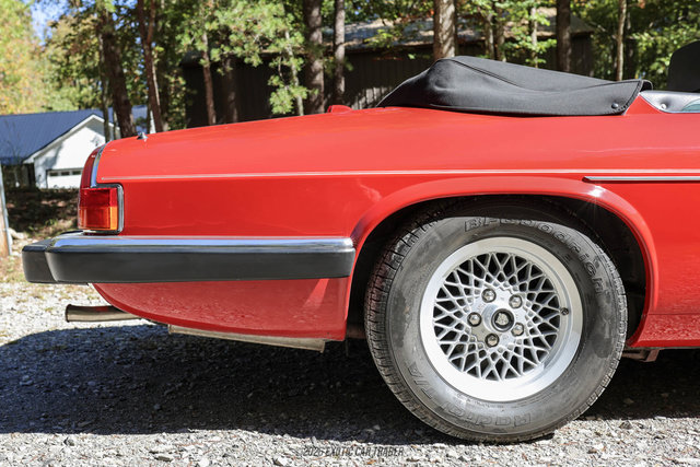 Used 1990 Jaguar XJS V12 Convertible RWD image 9