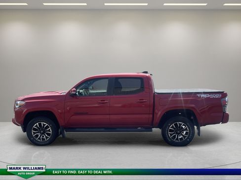 Used 2022 Toyota Tacoma TRD Sport w/ Black Out Package (TMS) AWD/4WD image 4