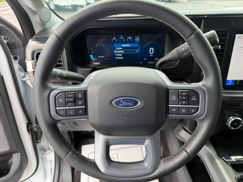 Used 2026 Ford F450 Lariat w/ Lariat Premium Package AWD/4WD image 15