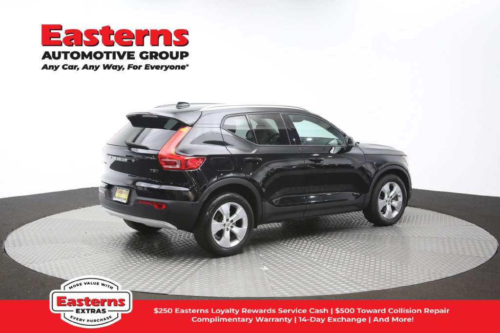 Used 2019 Volvo XC40 T5 Momentum AWD/4WD image 41
