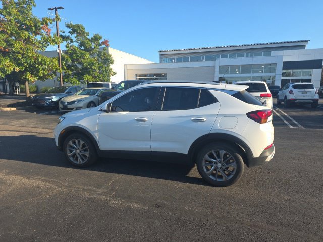 Used 2020 Buick Encore GX Select w/ Experience Buick Package FWD image 8