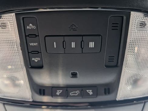 Used 2022 Dodge Durango GT AWD/4WD image 17