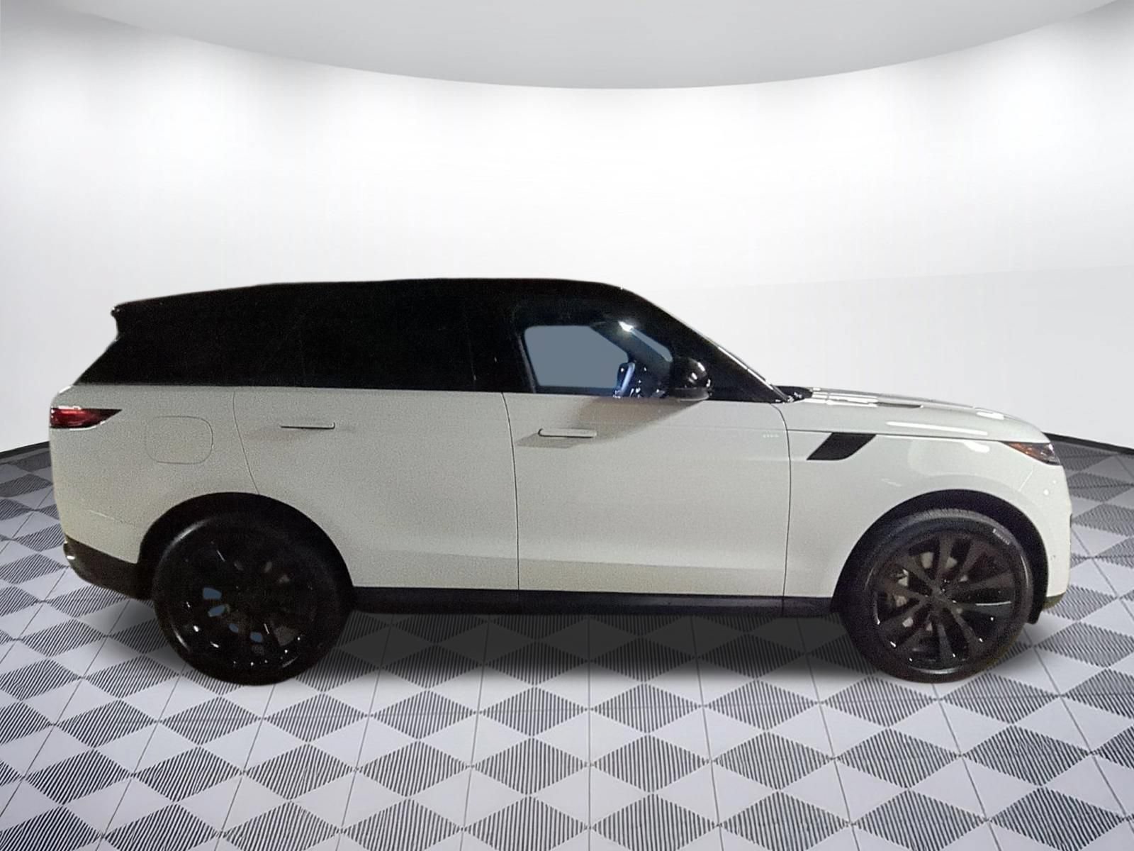 New 2026 Land Rover Range Rover Sport SE AWD/4WD image 6