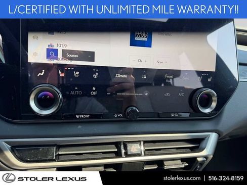 Used 2025 Lexus RX 350 Premium w/ Accessory Package AWD/4WD image 29