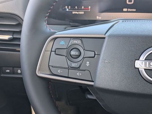 New 2026 Nissan Sentra SR w/ SR Premium Package FWD image 13
