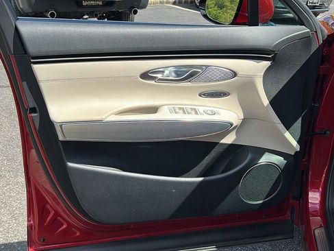 Used 2023 Genesis GV70 2.5T w/ Select Package image 20