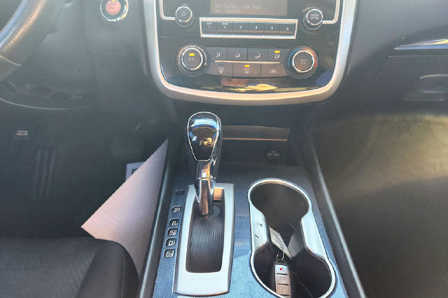 Used 2018 Nissan Altima 2.5 SR FWD image 13
