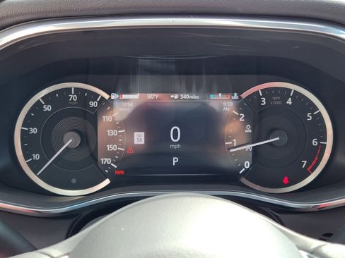 Certified 2022 Jaguar XF R-Dynamic SE image 17