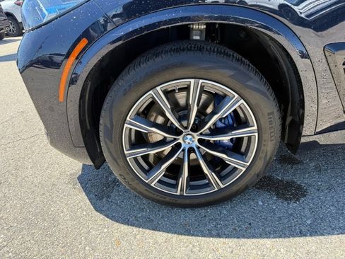 Used 2024 BMW X5 M60i AWD/4WD image 21