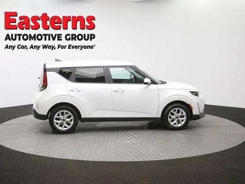 Used 2024 Kia Soul LX w/ Option Group 015 FWD image 40