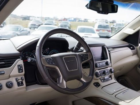 Used 2018 GMC Yukon Denali w/ Open Road Package image 2