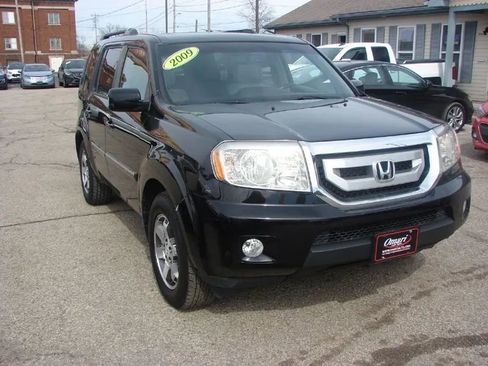 Used 2009 Honda Pilot Touring image 2