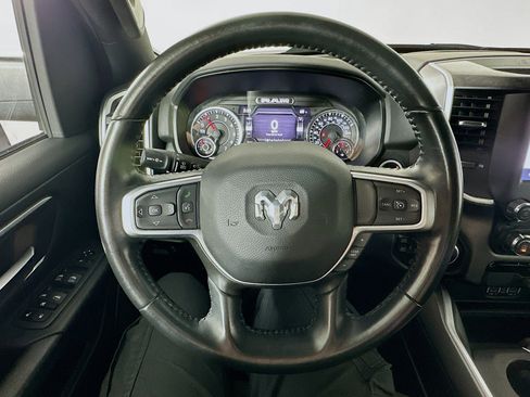 Used 2022 RAM 1500 Big Horn AWD/4WD image 11