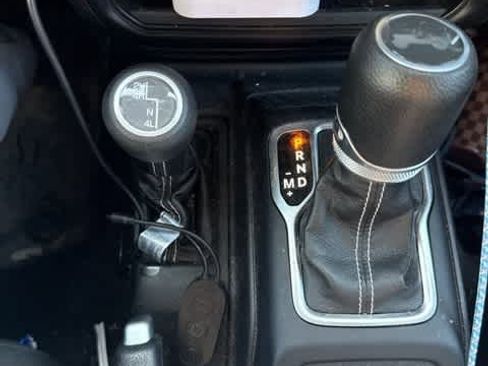 Used 2021 Jeep Wrangler Unlimited Sahara w/ Safety Group image 18