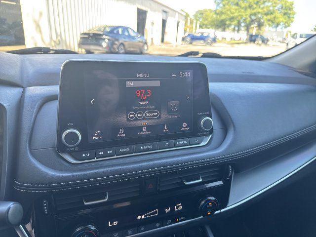 Used 2023 Nissan Rogue SV FWD image 20