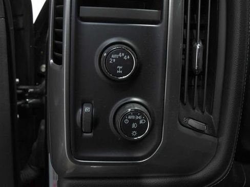 Used 2017 Chevrolet Silverado 1500 LTZ Z71 w/ LTZ Plus Package AWD/4WD image 22
