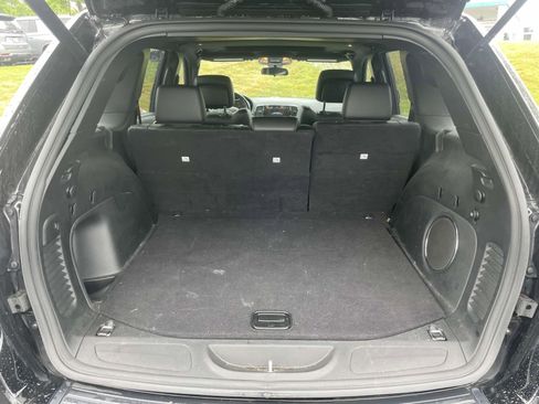 Used 2021 Jeep Grand Cherokee Laredo X RWD image 12