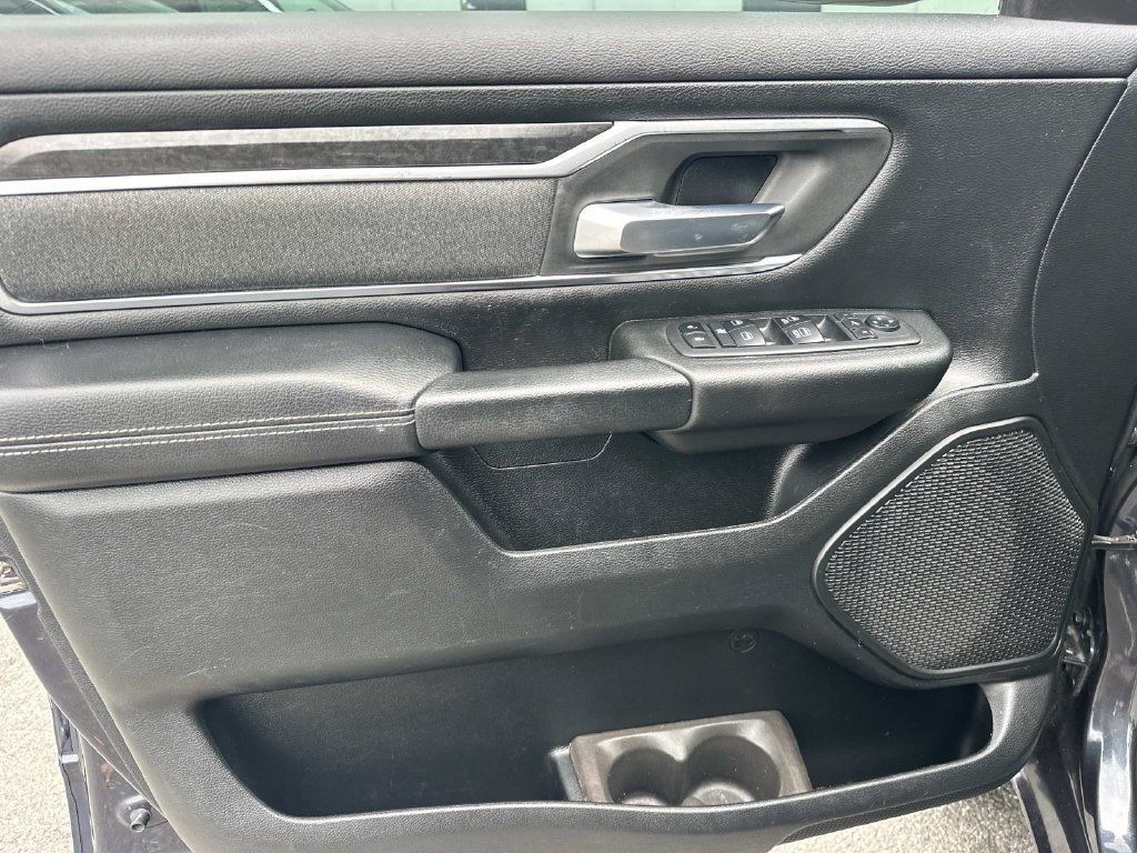 Used 2019 RAM 1500 Big Horn AWD/4WD image 18