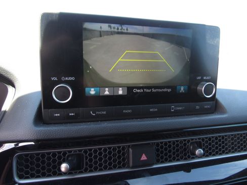 Used 2025 Honda Civic Sport image 18