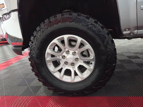 Used 2018 Chevrolet Silverado 1500 LT w/ Texas Edition RWD image 73