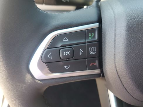 New 2026 Jeep Compass Limited AWD/4WD image 17