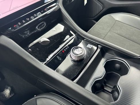 New 2026 Jeep Grand Cherokee L 2WD image 19