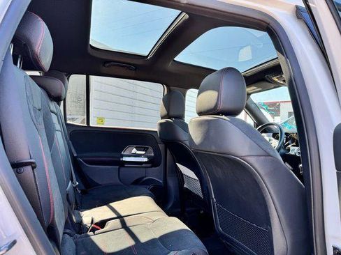 Certified 2023 Mercedes-Benz GLB 250 image 28