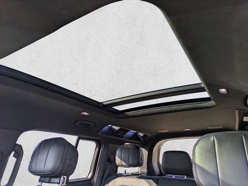 Certified 2025 Land Rover Defender 110 X image 17