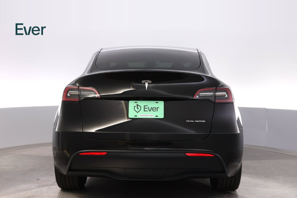 Used 2024 Tesla Model Y Long Range AWD/4WD image 15