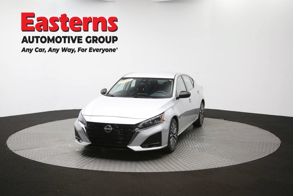 Used 2024 Nissan Altima 2.5 SV FWD image 56