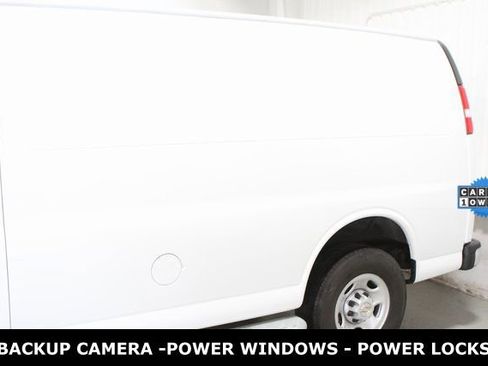 Used 2024 Chevrolet Express 2500 w/ Driver Convenience Package image 10