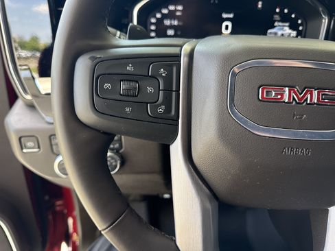 Used 2025 GMC Sierra 1500 SLT w/ SLT Premium Plus Package AWD/4WD image 6