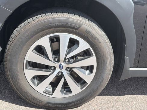 Used 2024 Subaru Outback Premium AWD/4WD image 15