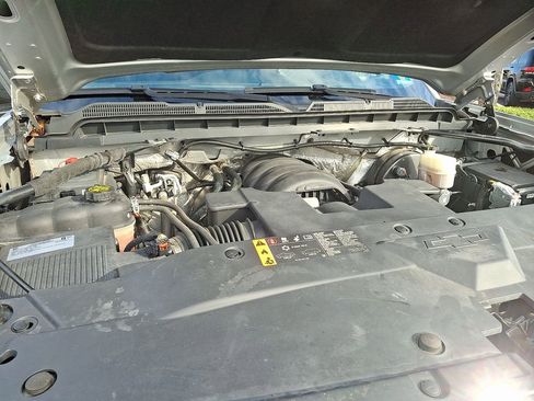 Used 2018 Chevrolet Silverado 1500 LT w/ All Star Edition image 28