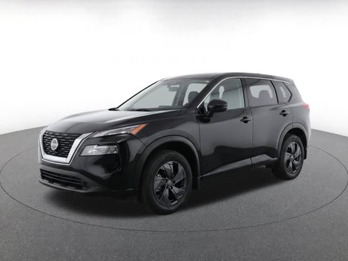 Used 2026 Nissan Rogue SV AWD/4WD image 3