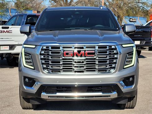 New 2026 GMC Yukon XL Denali w/ Denali Reserve Package image 2