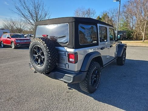 Used 2020 Jeep Wrangler Unlimited Sport image 7
