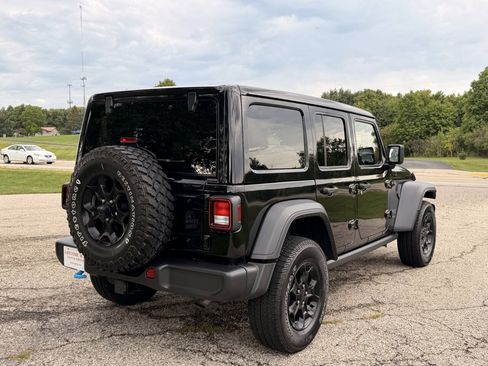 Used 2023 Jeep Wrangler Unlimited w/ Sun & Screen Package AWD/4WD image 5