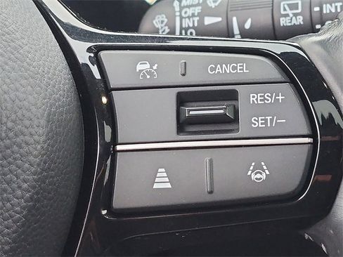 Used 2023 Honda HR-V EX-L image 22