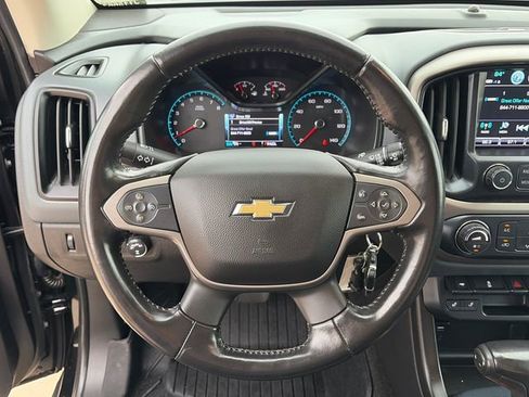 Used 2018 Chevrolet Colorado Z71 AWD/4WD image 26