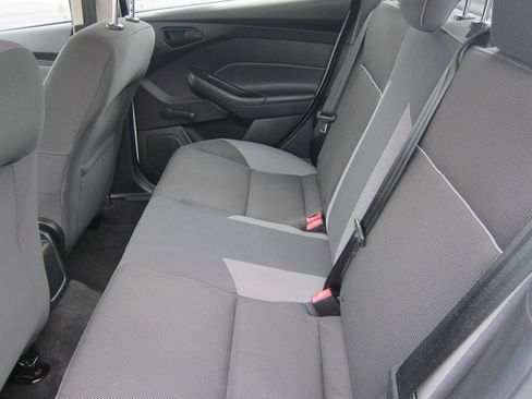 Used 2014 Ford Focus S FWD image 11