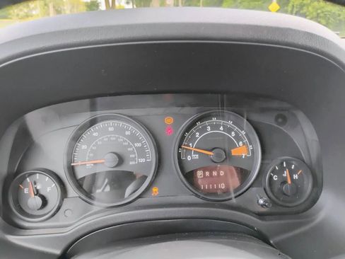 Used 2017 Jeep Patriot High Altitude image 15